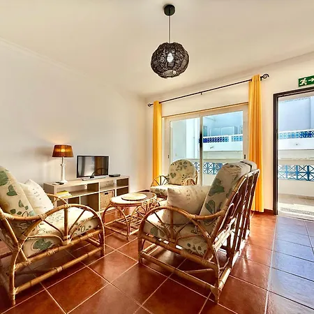 2bdr - 5 Mins Downtown - Pool & Wi-fi سانتا لوزيا